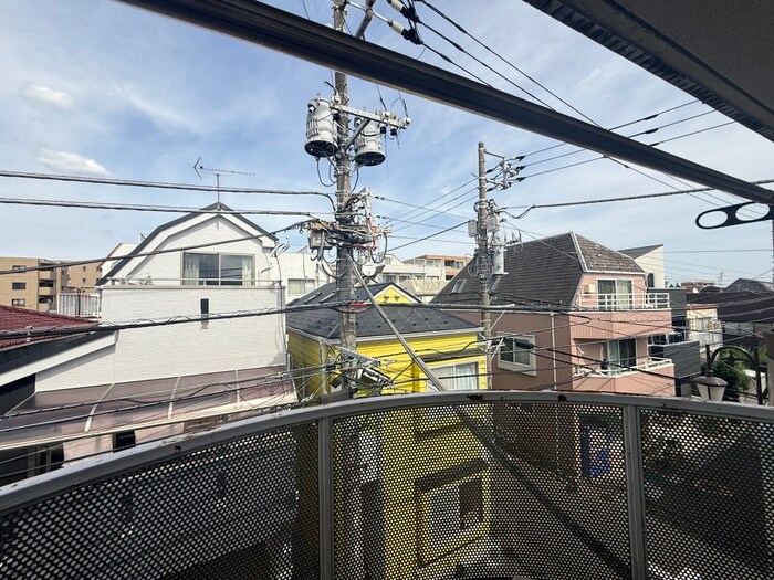 物件内観写真15　(室内からの展望)