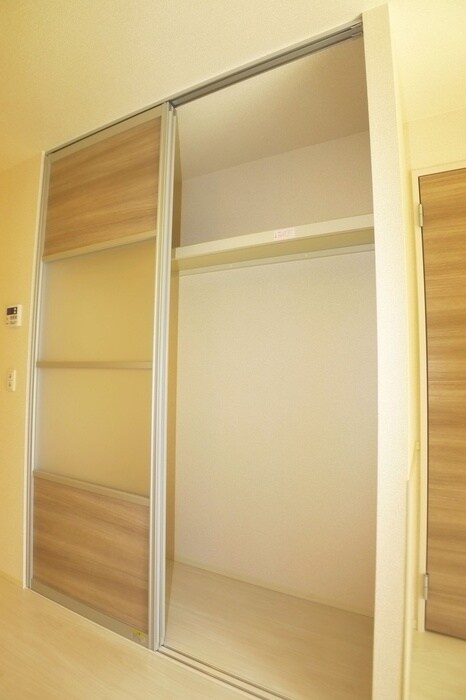 物件内観写真11　(収納)