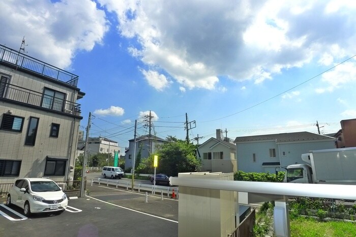 物件内観写真20　(室内からの展望)