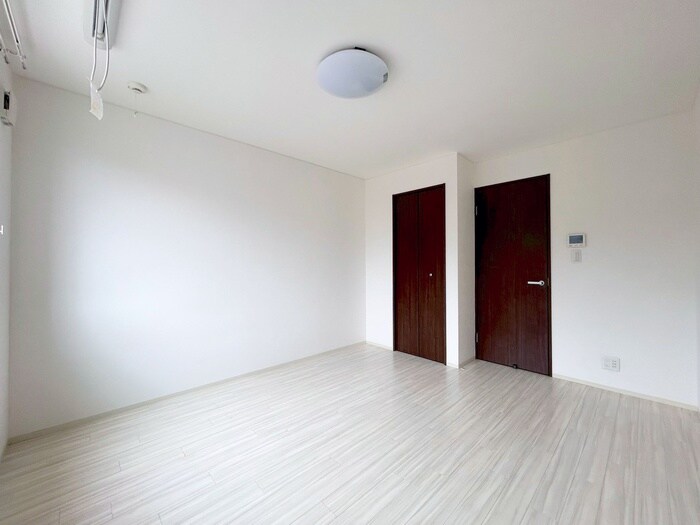 物件内観写真15　(居室)