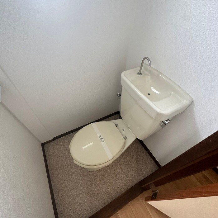 物件内観写真9　(トイレ)
