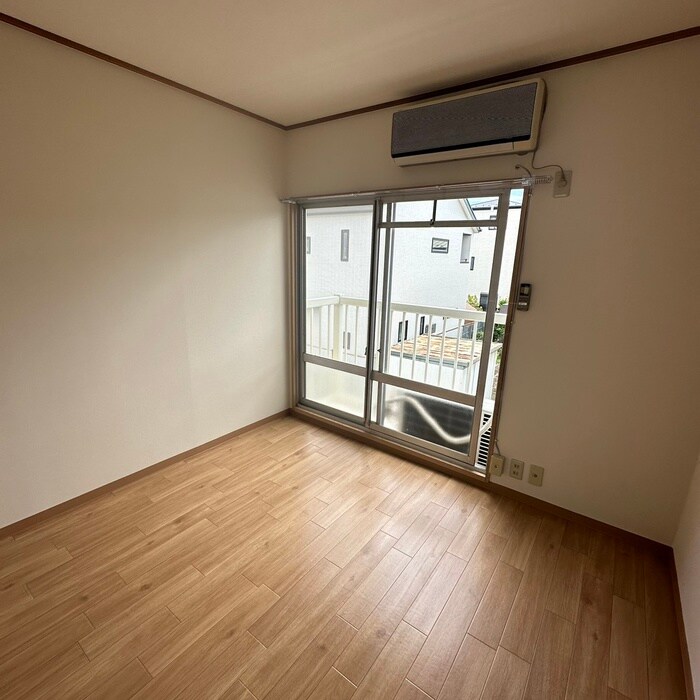 物件内観写真11　(居室)