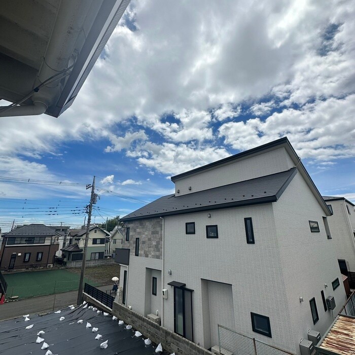 物件内観写真18　(室内からの展望)