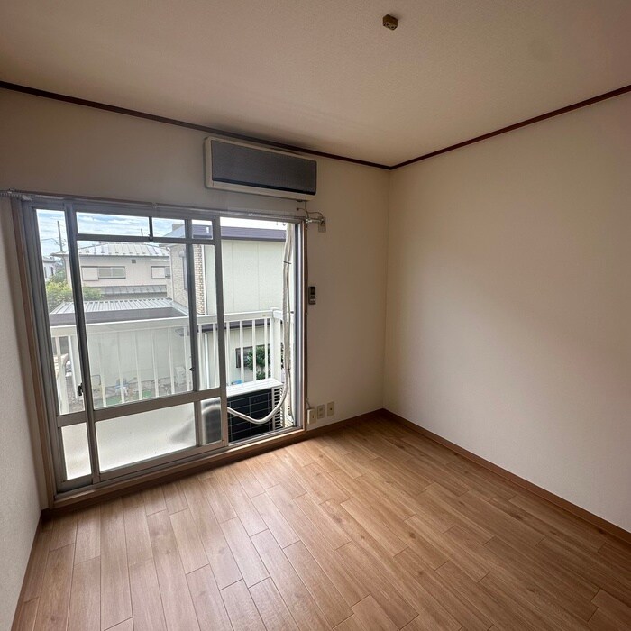 物件内観写真19　(居室)