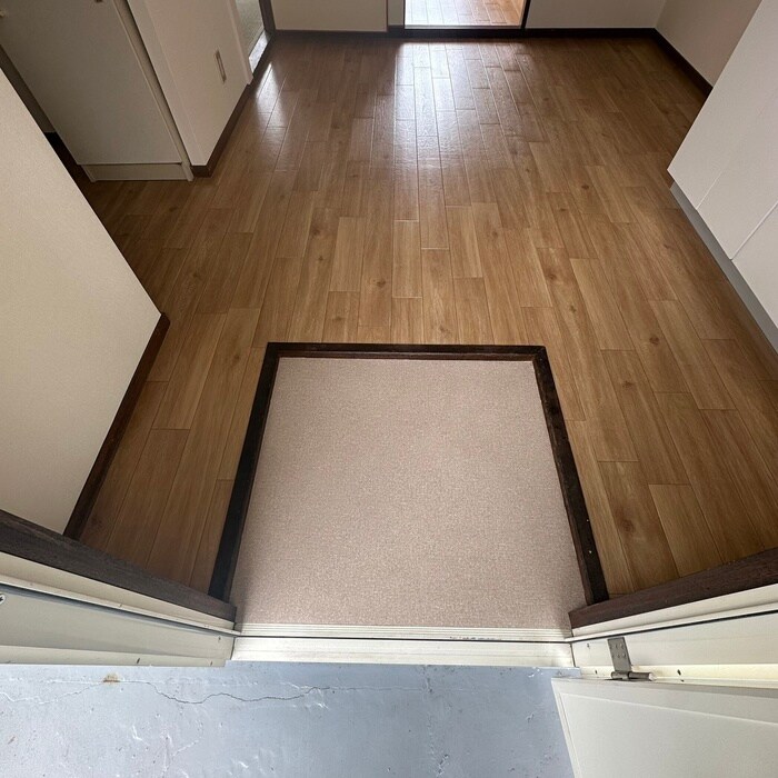 物件内観写真21　(玄関)