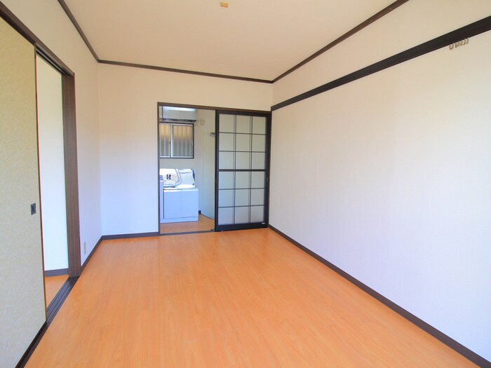 物件内観写真16　(居室)