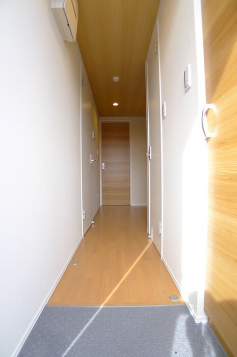物件内観写真7　(廊下)