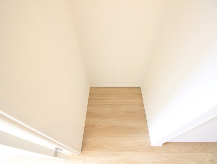 物件内観写真16　(収納)