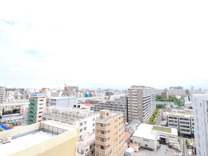 物件内観写真22　(室内からの展望)