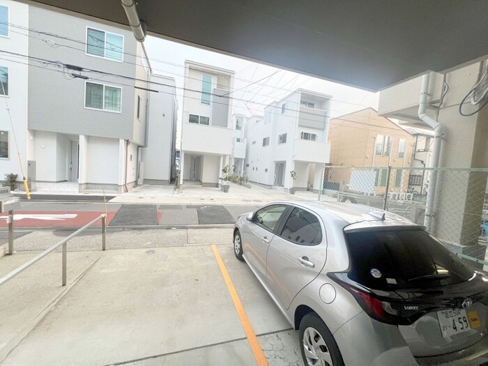 物件内観写真20　(室内からの展望)