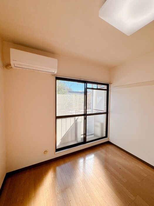 物件内観写真20　(居室)