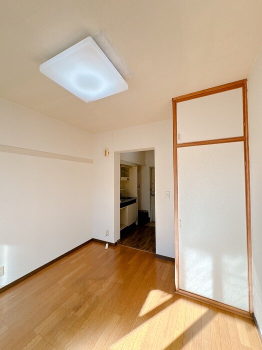 物件内観写真21　(居室)