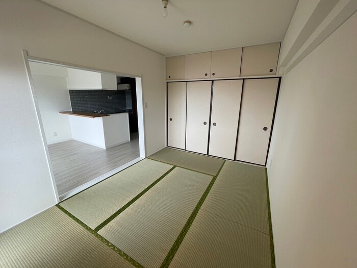 物件内観写真8　(居室)