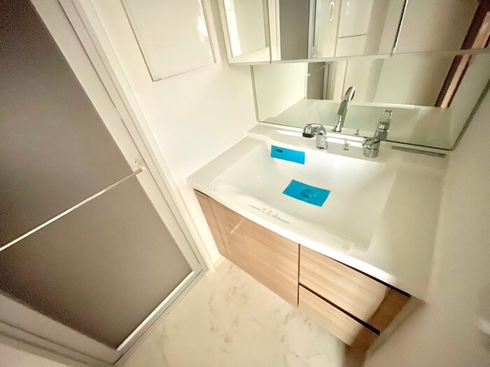 物件内観写真15　(洗面)