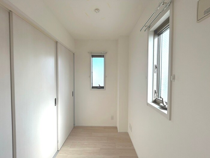 物件内観写真11　(居室)