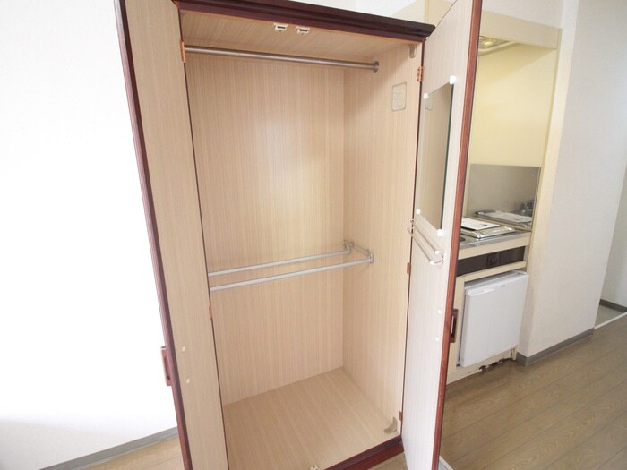物件内観写真13　(収納)