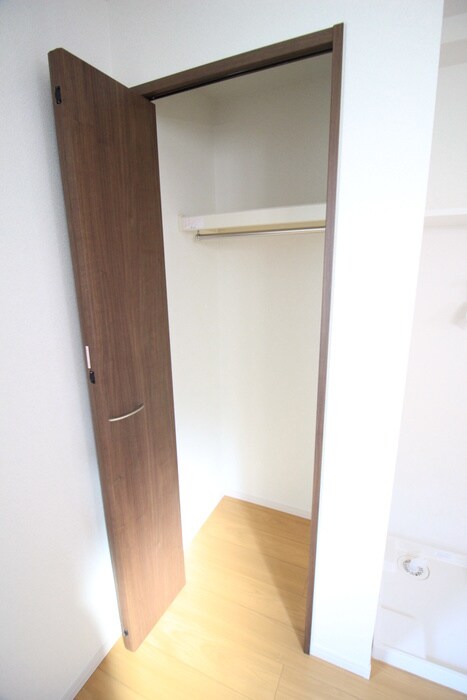 物件内観写真14　(収納)