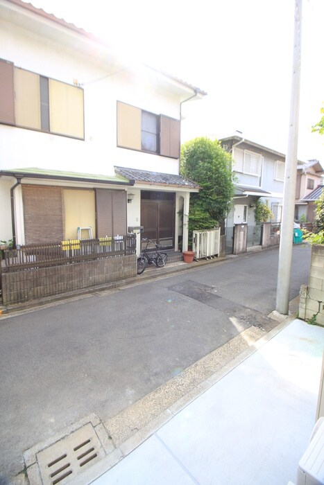 物件内観写真15　(室内からの展望)