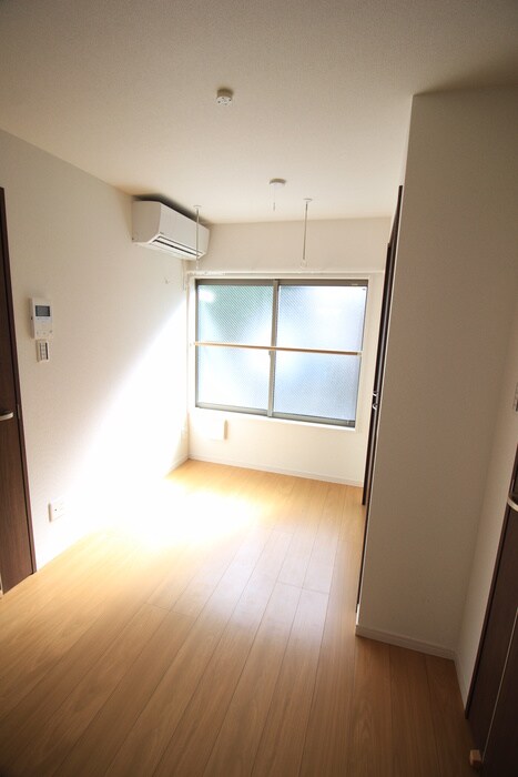 物件内観写真17　(居室)