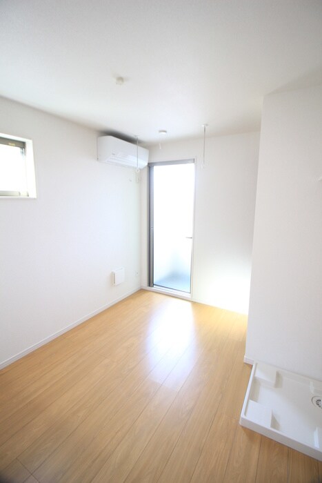 物件内観写真18　(居室)