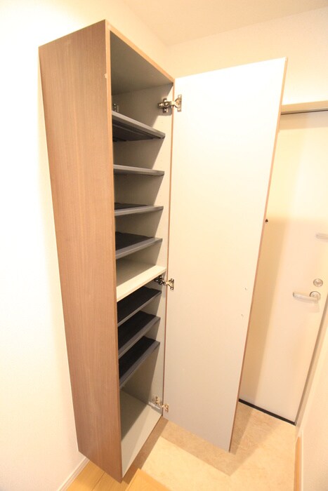 物件内観写真19　(靴箱)
