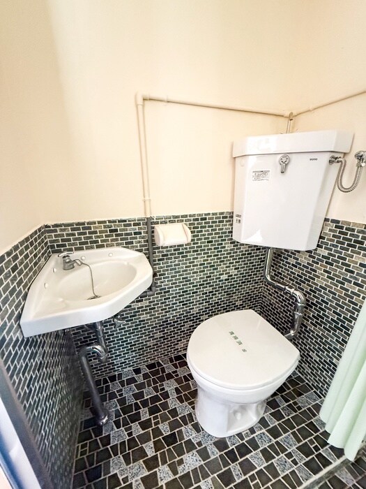 物件内観写真14　(トイレ)