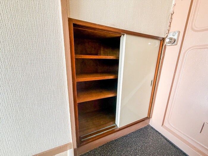 物件内観写真17　(靴箱)