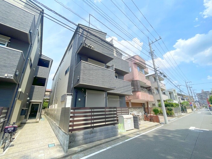 物件外観写真1　(外観写真)