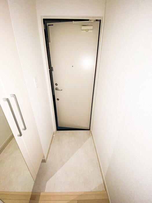 物件内観写真21　(玄関)
