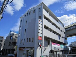 ノーブルパレス外観写真