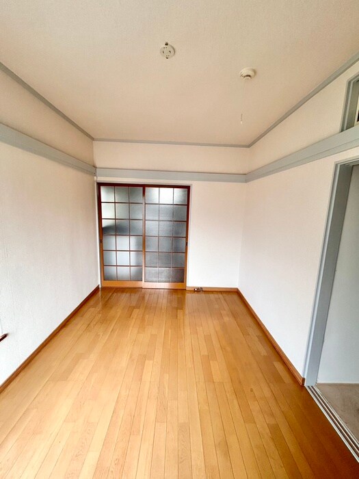 物件内観写真9　(居室)