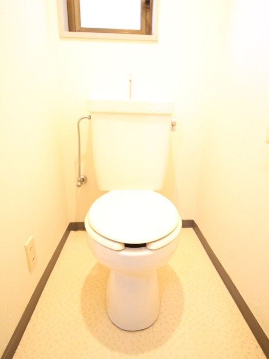 物件内観写真12　(トイレ)