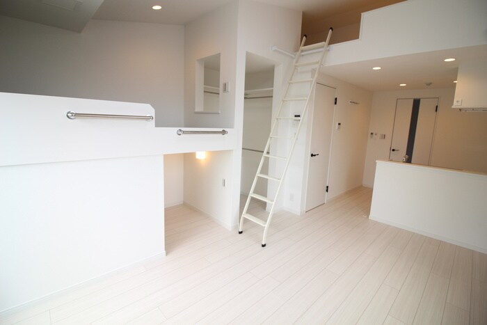 物件内観写真7　(居室)