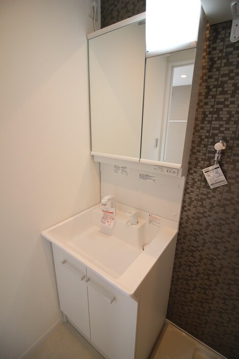 物件内観写真15　(洗面)