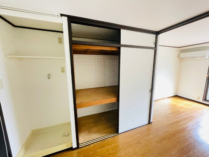 物件内観写真13　(収納)