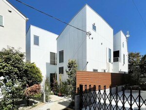 新宿中井アパートメント外観写真