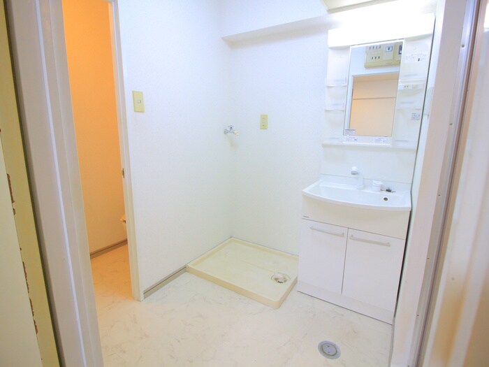 物件内観写真11　(洗面)