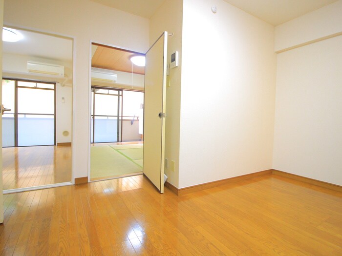 物件内観写真15　(居室)