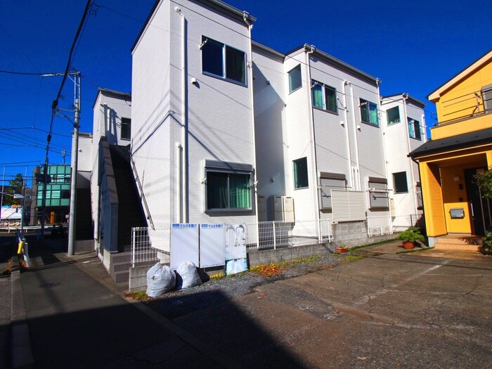 物件外観写真2　(外観写真)