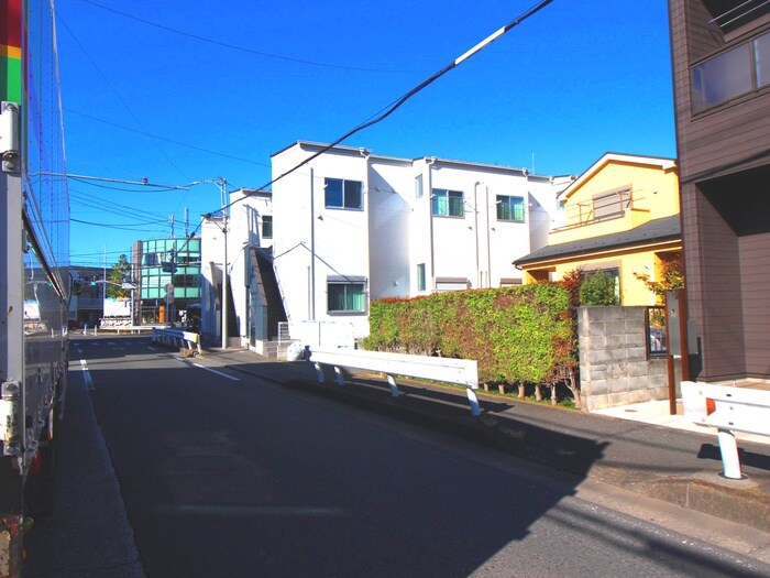 物件外観写真6　(周辺環境)