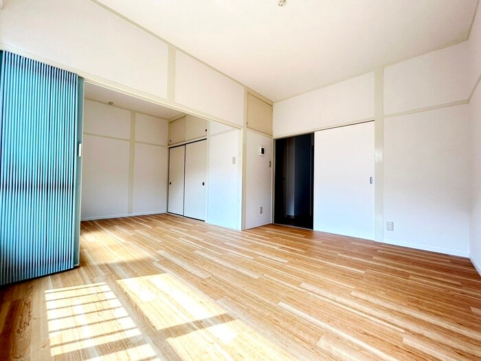 物件内観写真8　(居室)