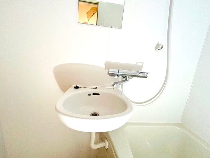 物件内観写真13　(洗面)