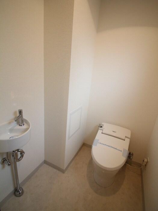 物件内観写真16　(トイレ)