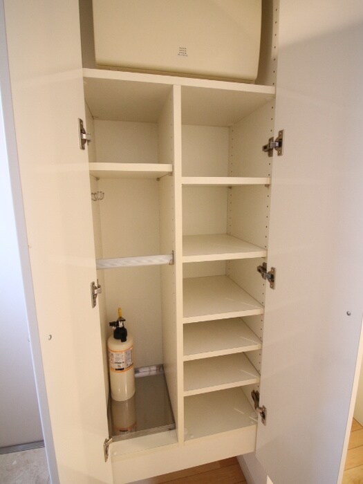 物件内観写真18　(靴箱)