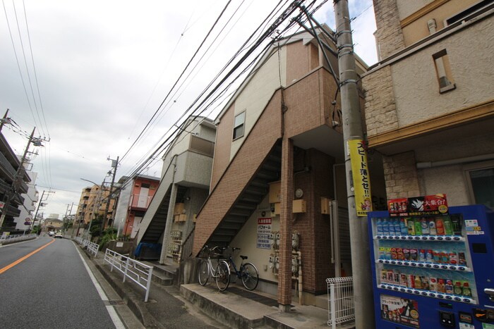 物件外観写真2　(外観写真)