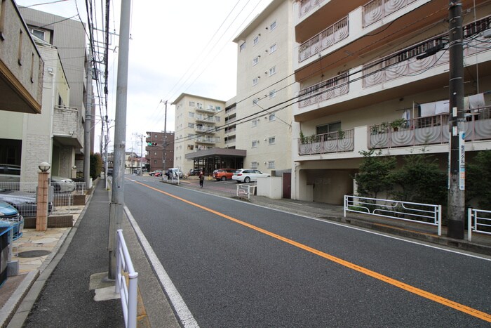 物件外観写真6　(周辺環境)