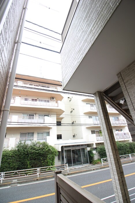 物件内観写真16　(室内からの展望)