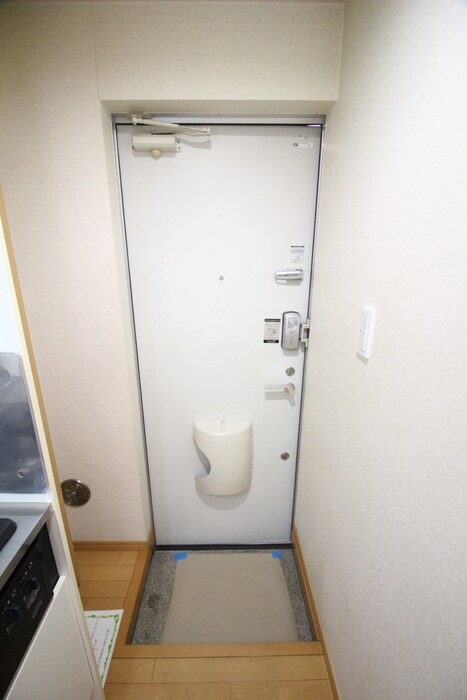 物件内観写真21　(玄関)