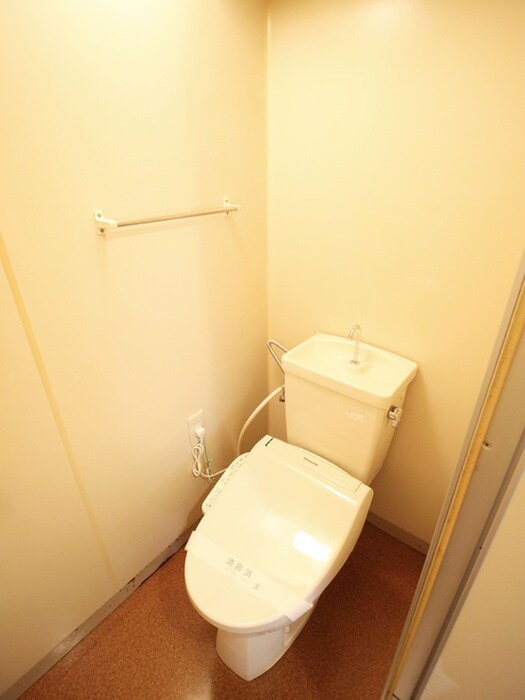 物件内観写真15　(トイレ)