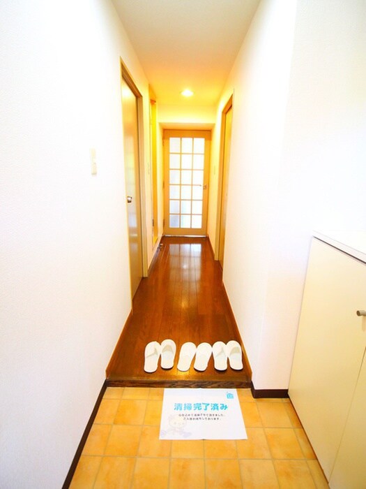 物件内観写真22　(玄関)